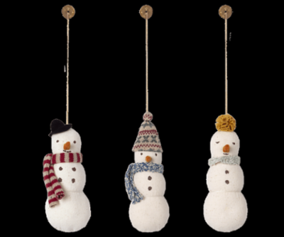Maileg_snowman_ornament_pehmea.png&width=400&height=500